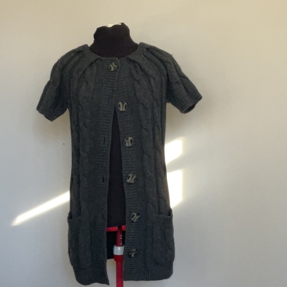 Vince for a pea in the pod baby alpaca/wool blend short sleeve cardigan size S - Picture 3 of 6